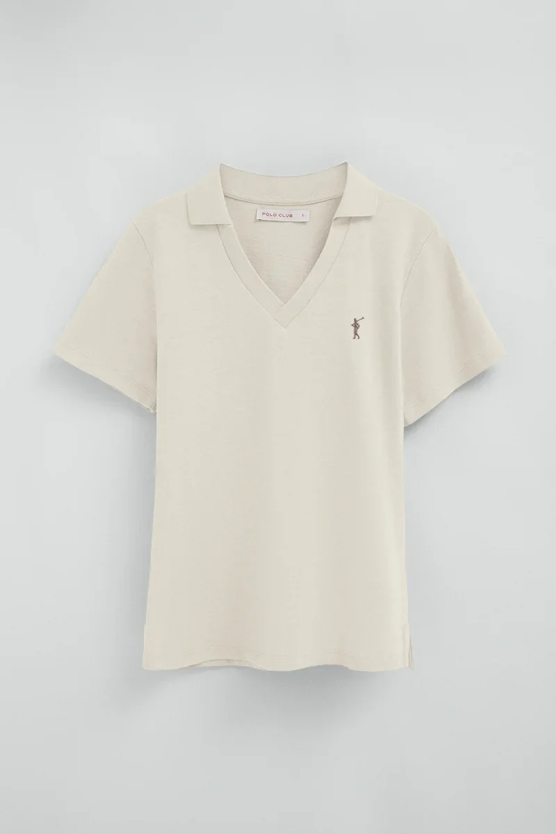 Polo cotolino color crudo de cuello sin botones con bordado Rigby Go - Image 9