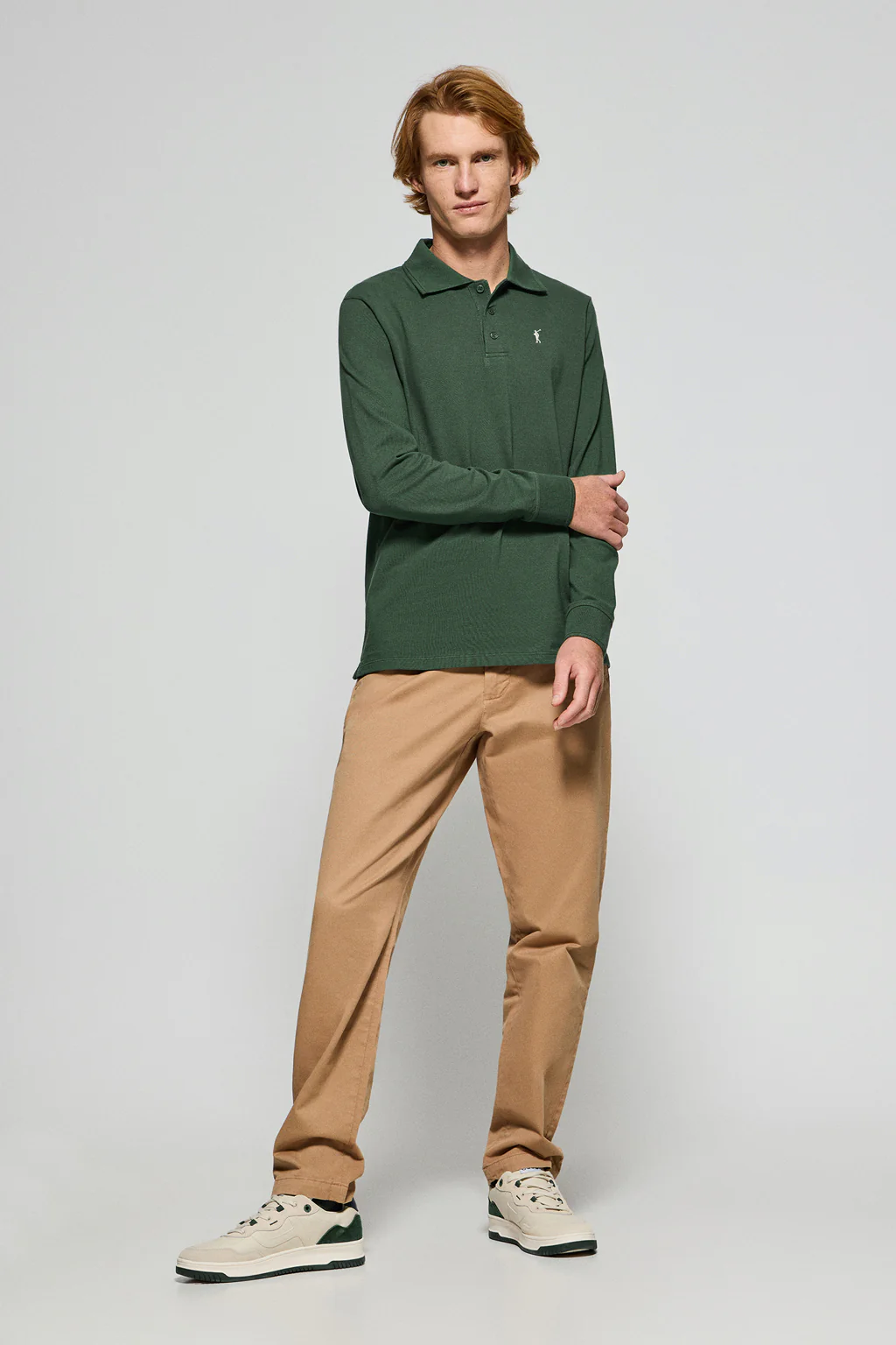 Polo de manga larga de tres botones en verde con logo Rigby Go - Image 3