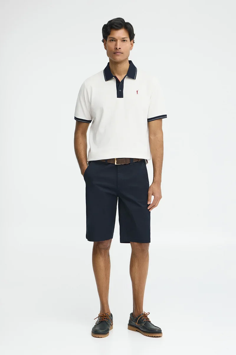 Polo color crudo con detalles a contraste y bordado Rigby Go - Image 4