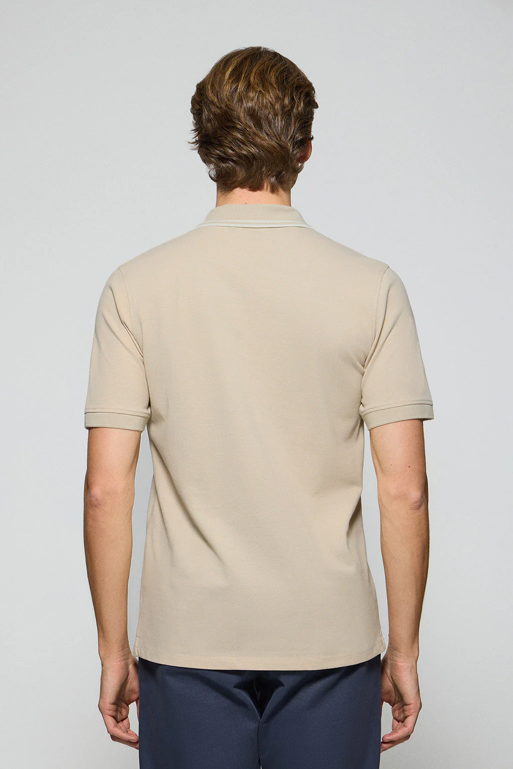 Polo de dos botones en beige con logo Polo Club - Image 5