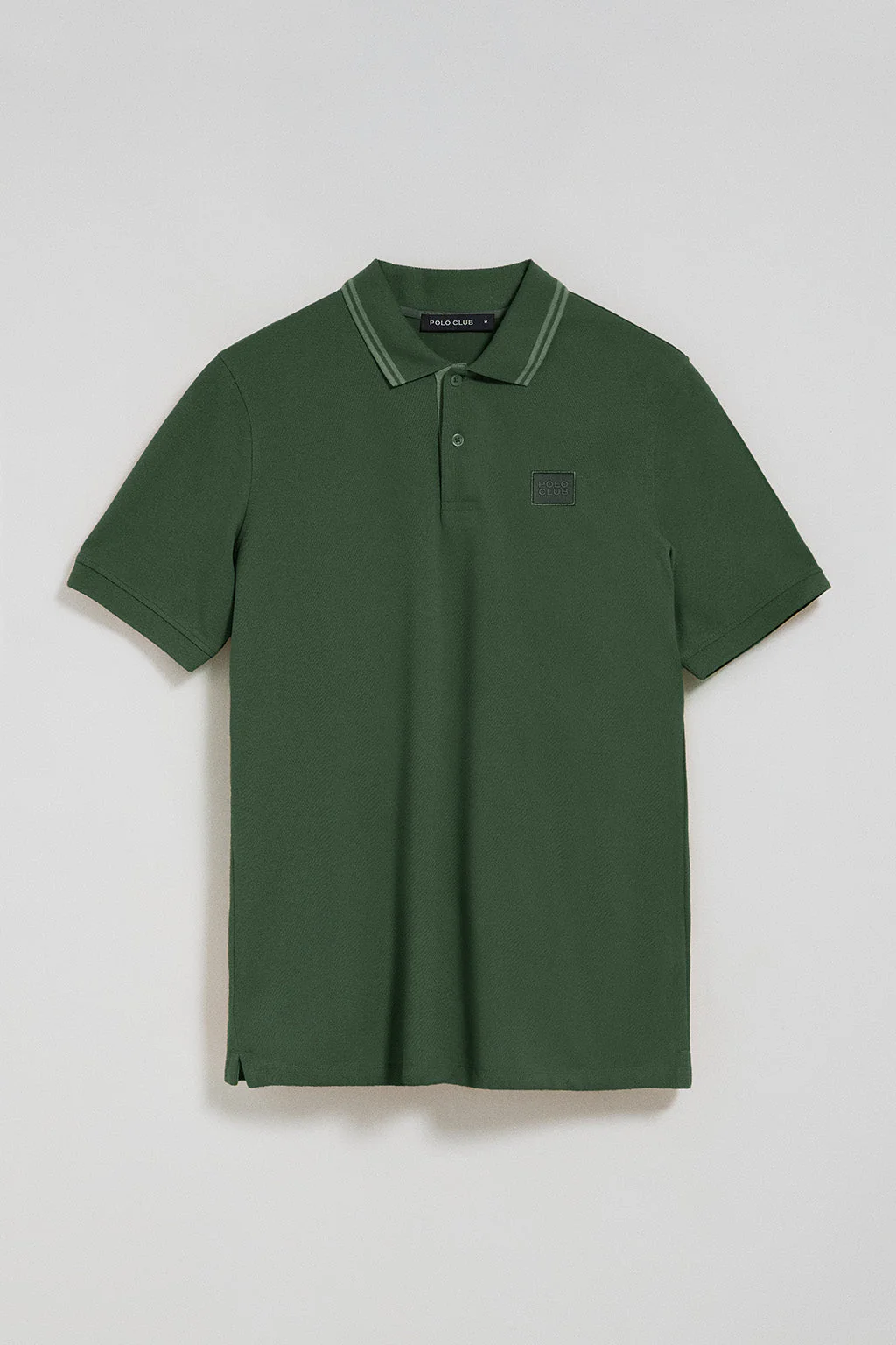 Polo de dos botones en verde con logo Polo Club - Image 9