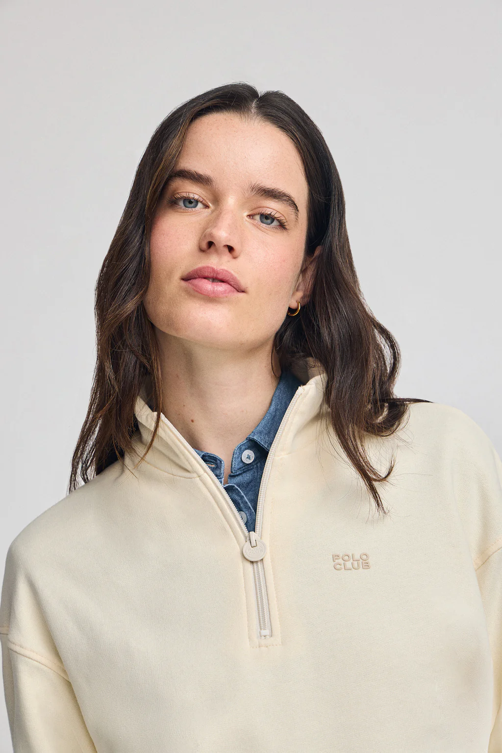 Sudadera color crudo boxy fit con logo engomado Polo club - Image 2