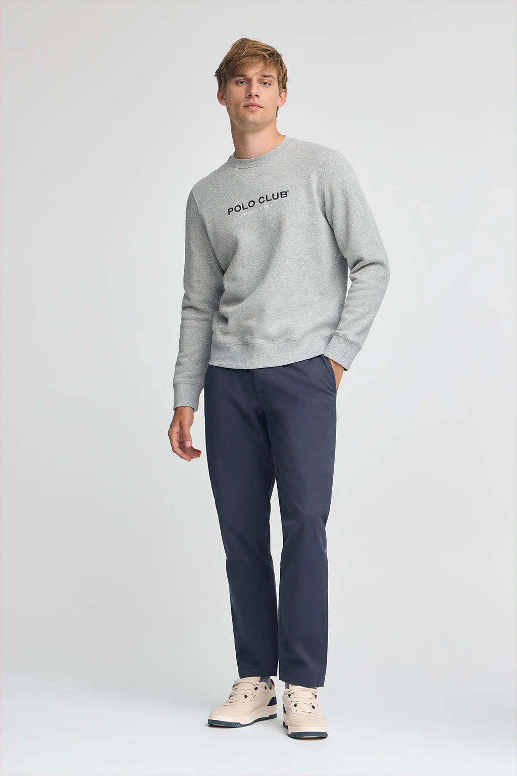Sudadera gris vigoré de corte relajado Established 2012 Polo Club - Image 4