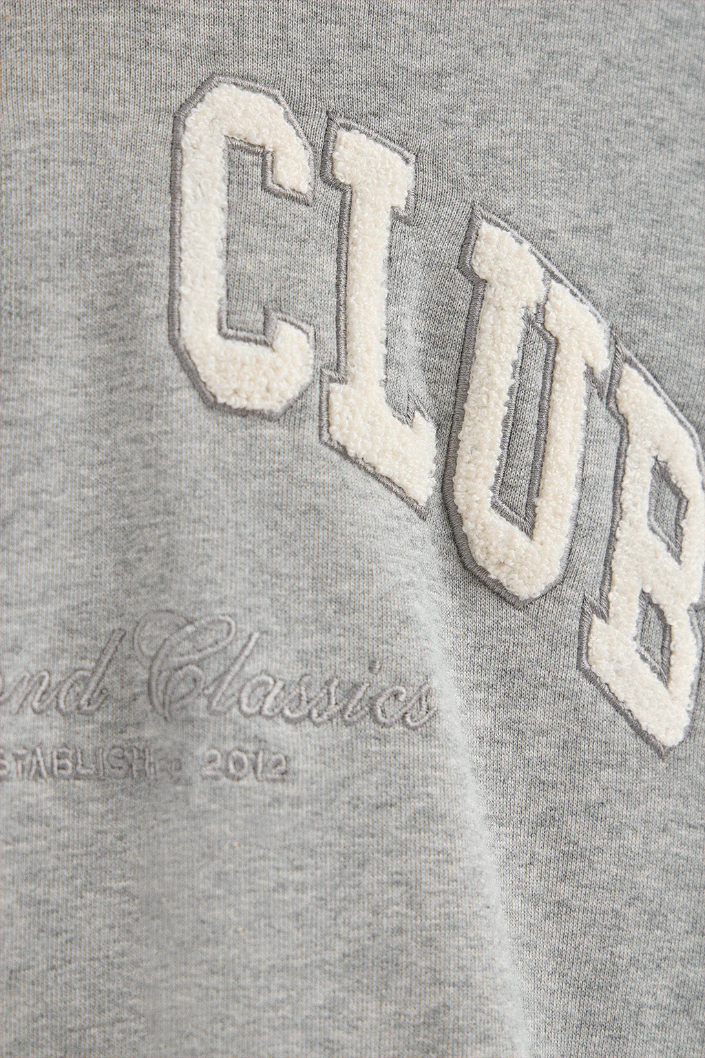 Sudadera gris vigoré con capucha y logo Established 2012 Polo Club - Image 8