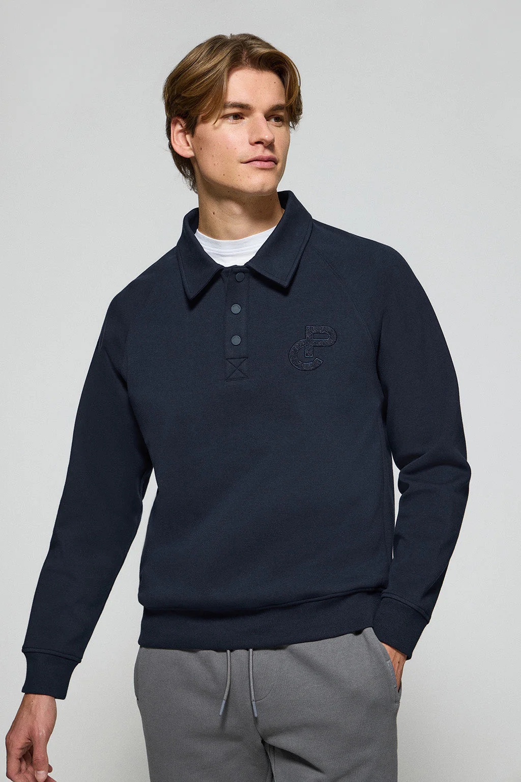 Sudadera polera Gorka azul marino con monograma Polo Club - Image 2