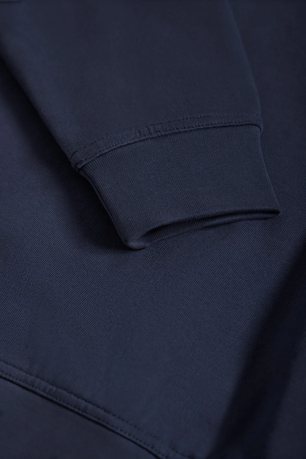 Sudadera cuello polo azul marino con bordado Rigby Go - Image 8