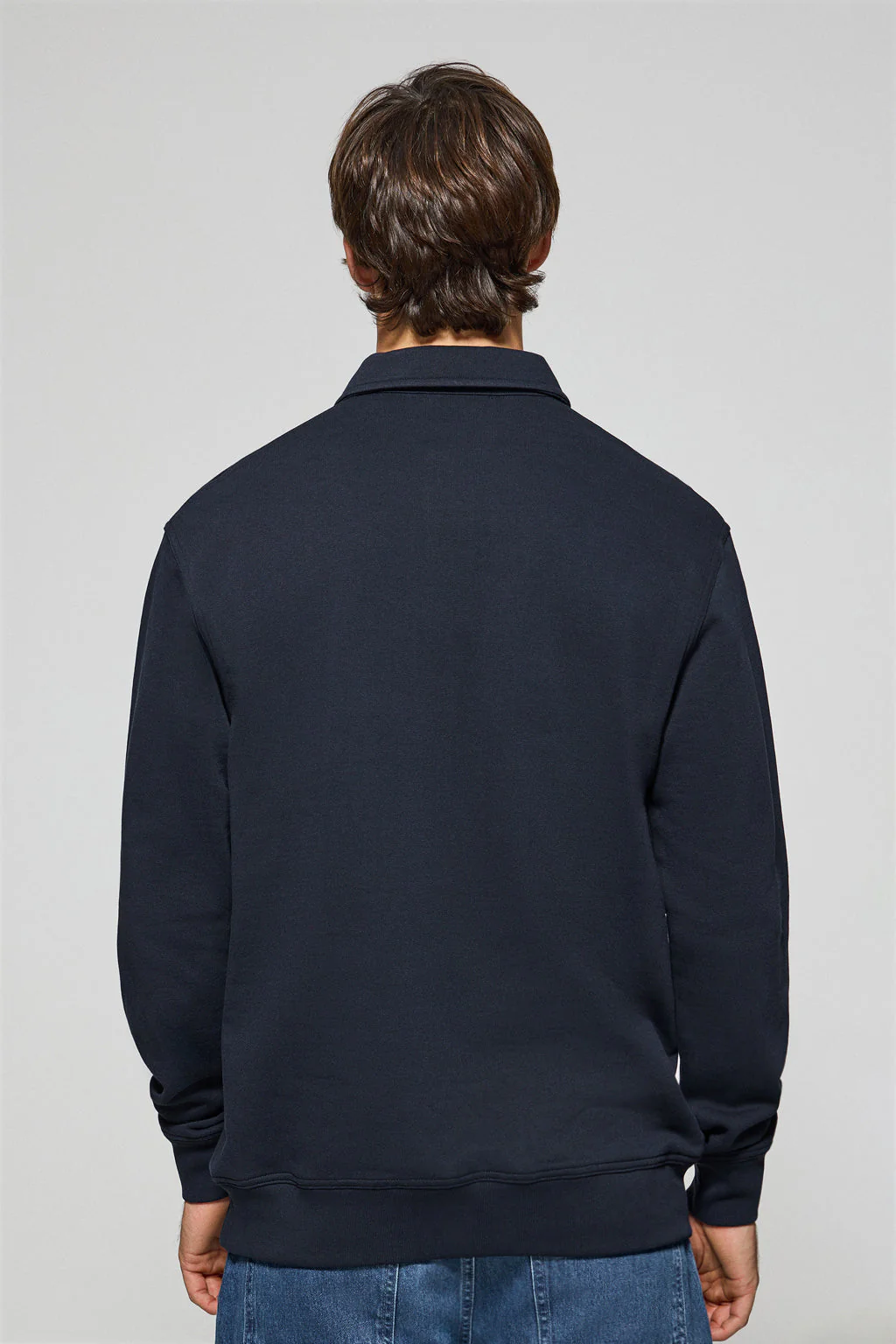 Sudadera azul marino Hadid de cuello polero y logo bordado Rigby Go - Image 4