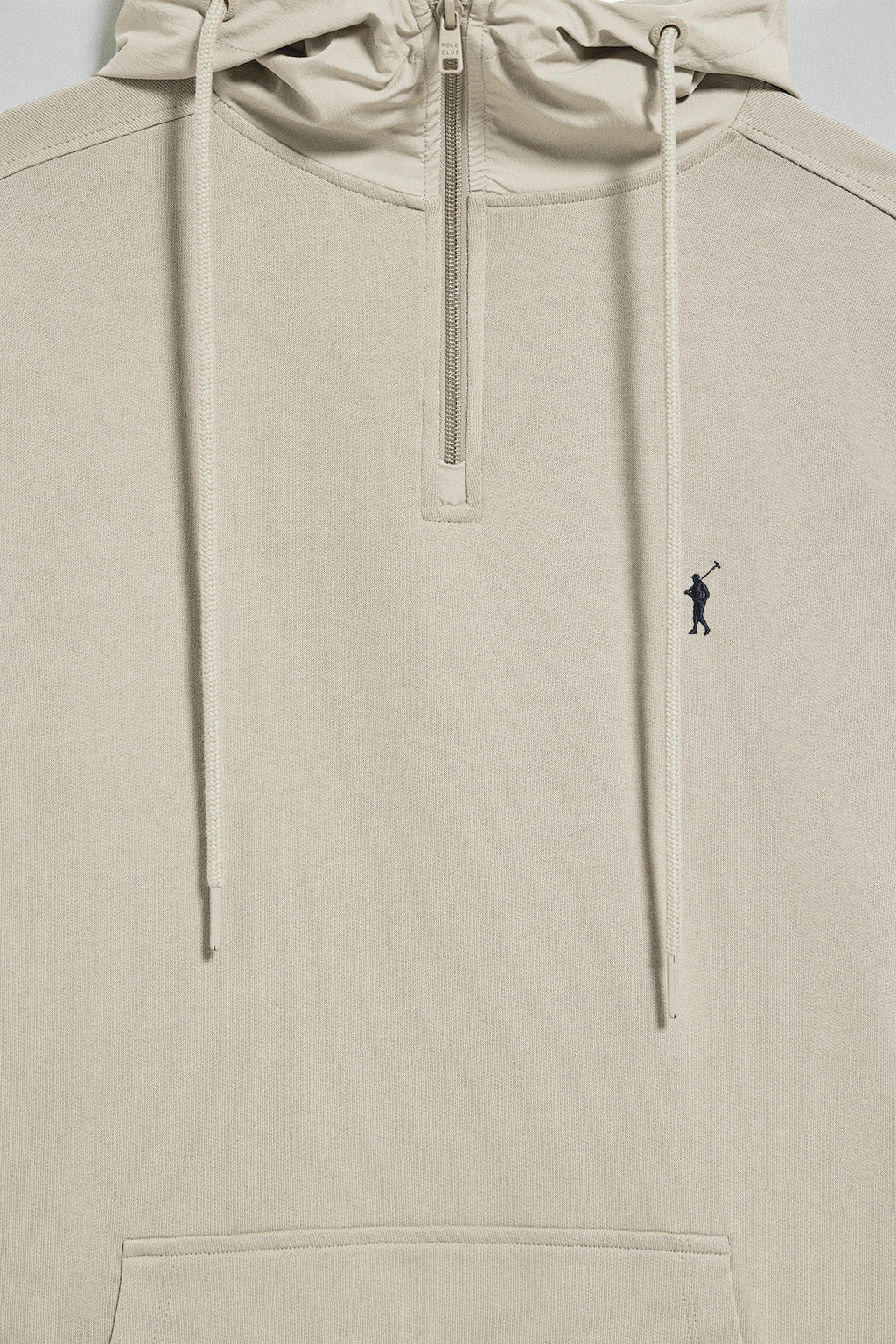 Sudadera beige de media cremallera con capucha y bordado Rigby Go - Image 6
