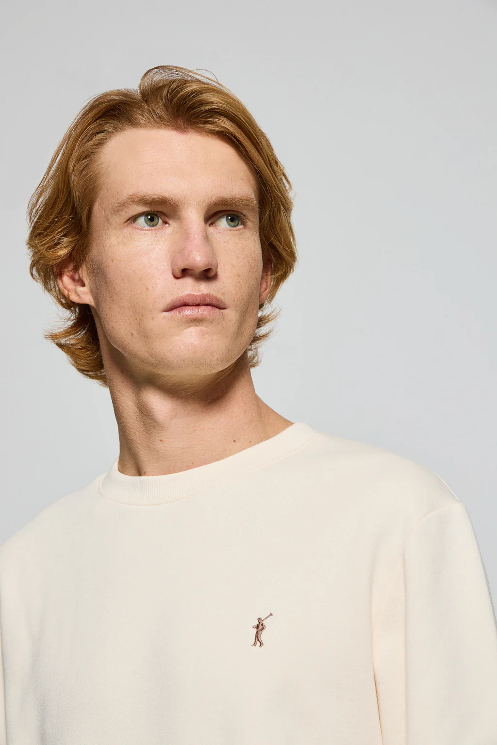 Sudadera de cuello redondo crudo con logo bordado Rigby Go - Image 2