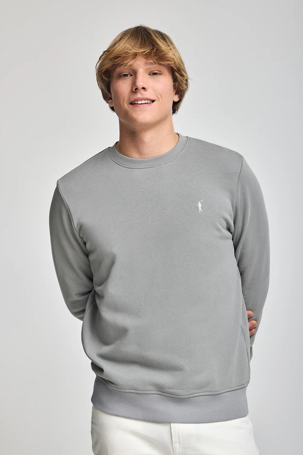 Sudadera gris relax de cuello redondo y bordado Rigby Go