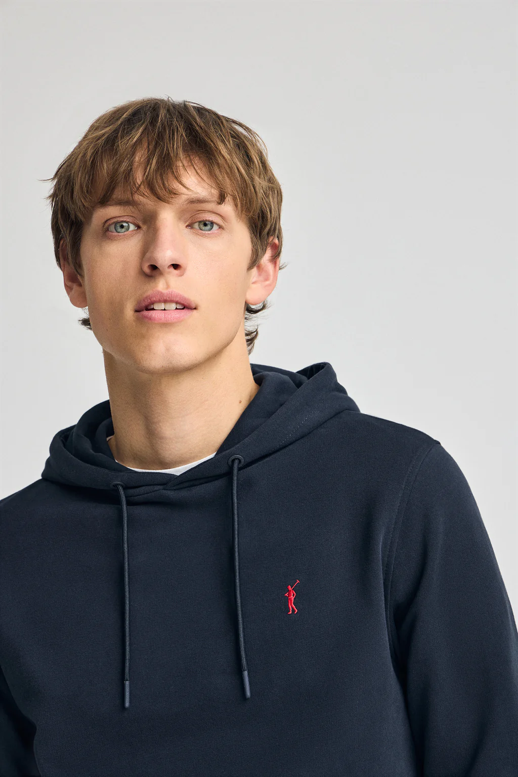 Sudadera azul marino con capucha y bordado Rigby Go - Image 2