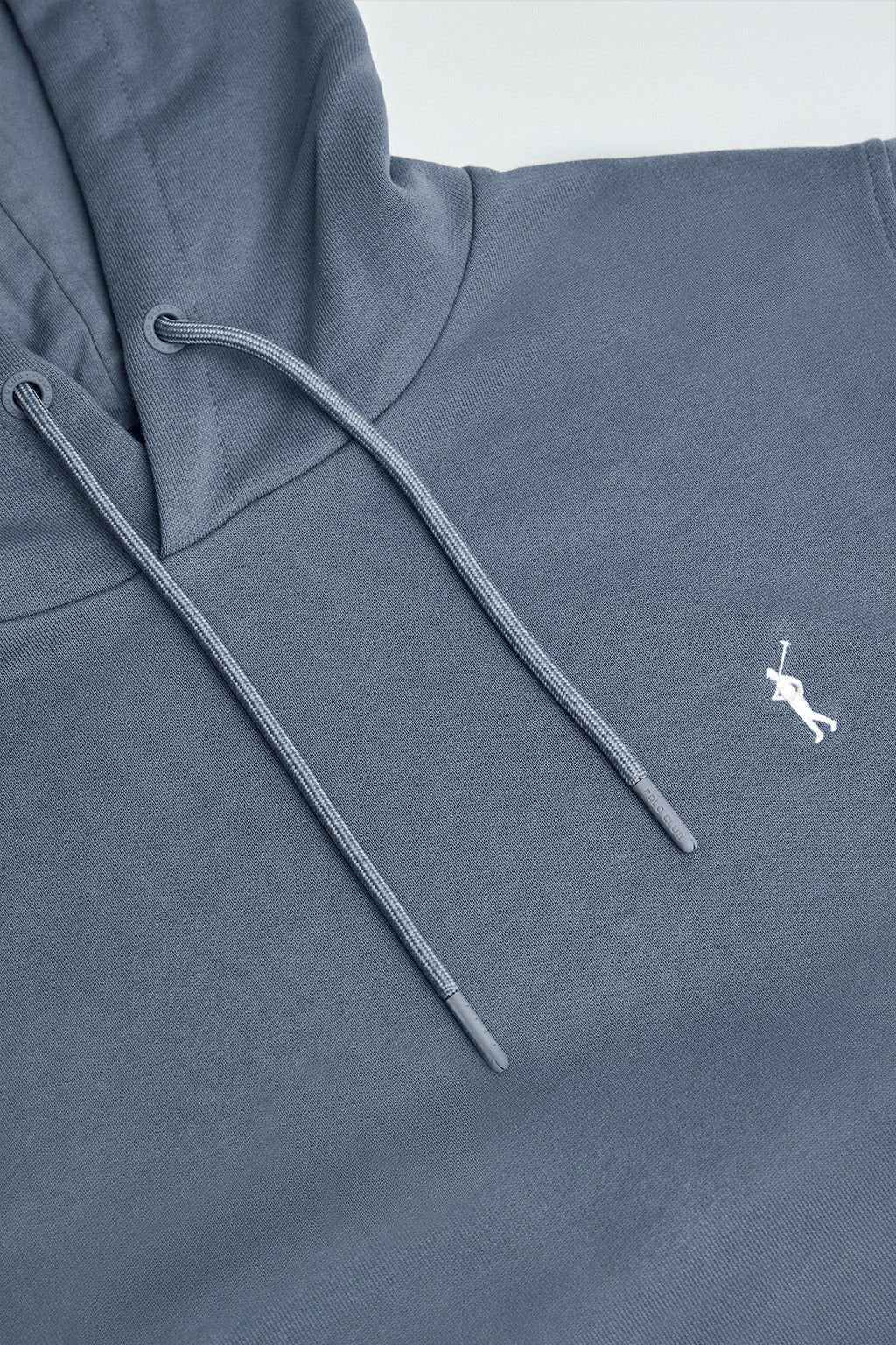 Sudadera gris con capucha y bordado Rigby Go - Image 6