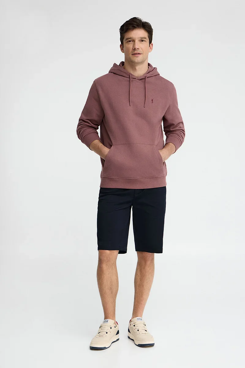 Sudadera rosa vino con capucha y bordado Rigby Go - Image 4