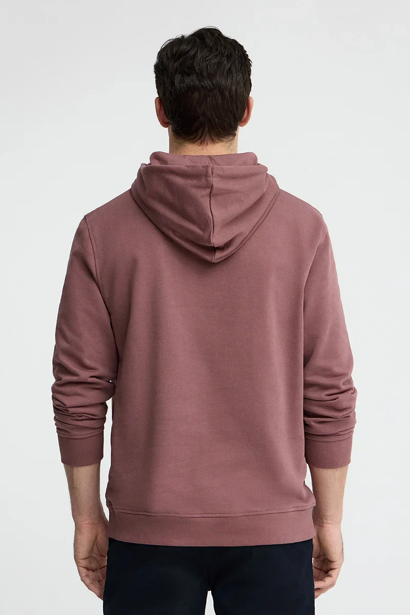 Sudadera rosa vino con capucha y bordado Rigby Go - Image 5