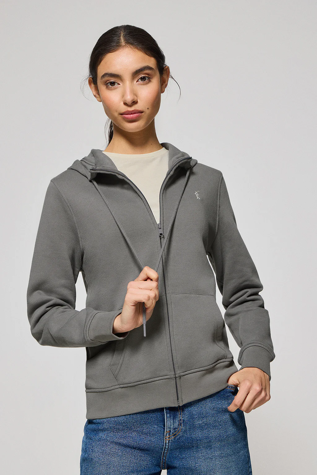Sudadera gris asfalto de bolsillos con cremallera y capucha con bordado Rigby Go