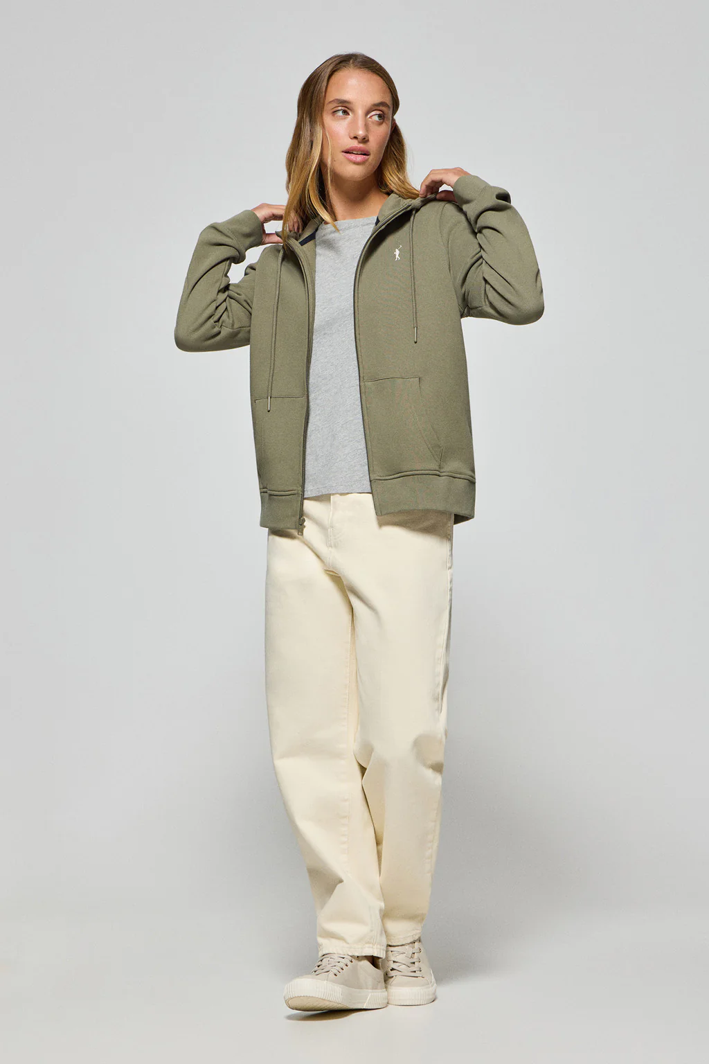 Sudadera verde militar de bolsillos con cremallera y capucha con bordado Rigby Go - Image 3