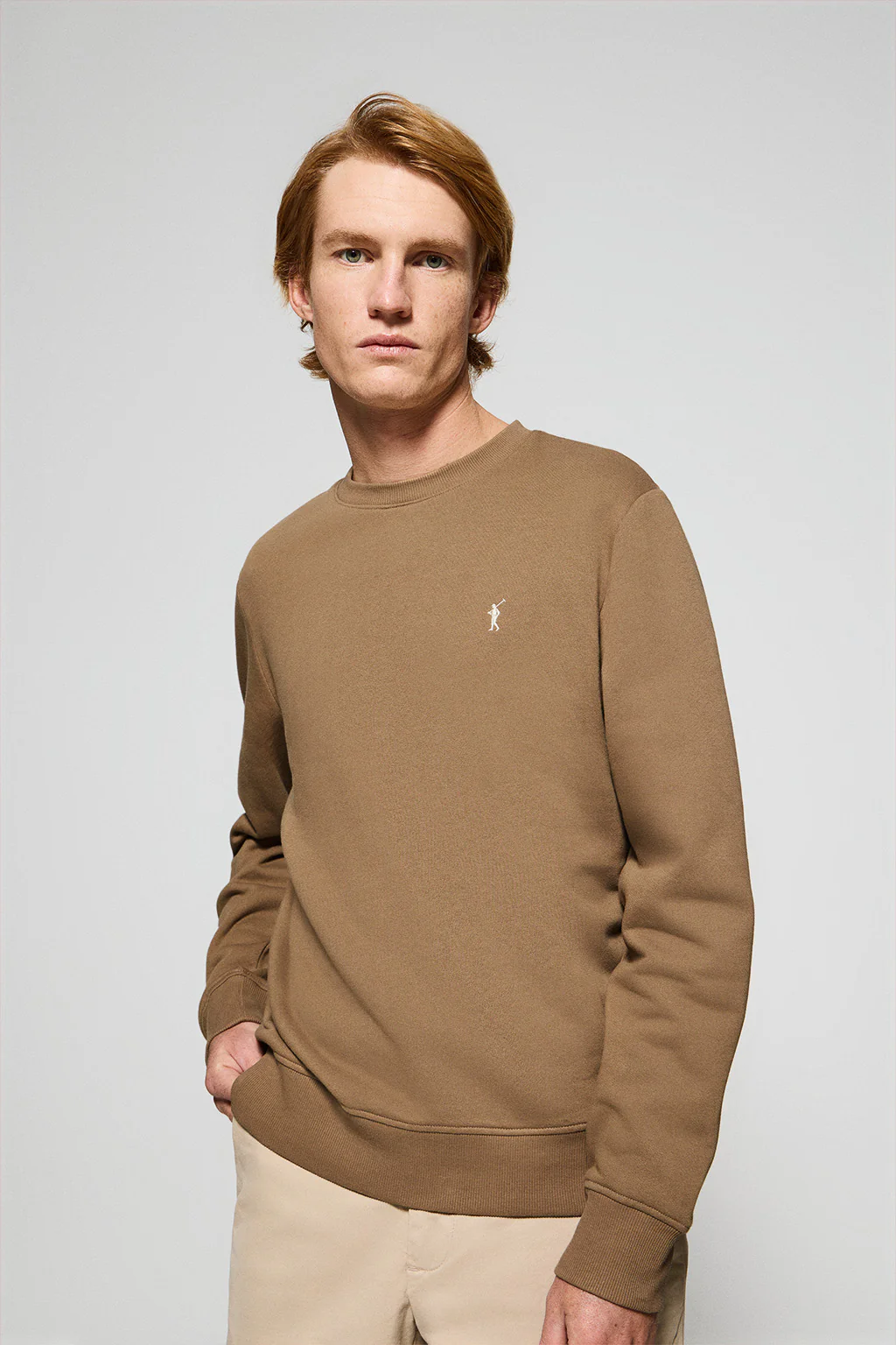 Sudadera de cuello redondo marrón con logo bordado Rigby Go