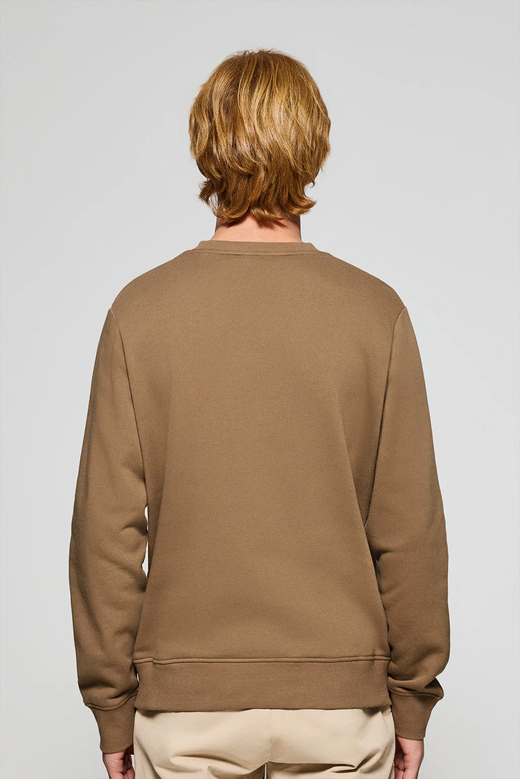Sudadera de cuello redondo marrón con logo bordado Rigby Go - Image 2