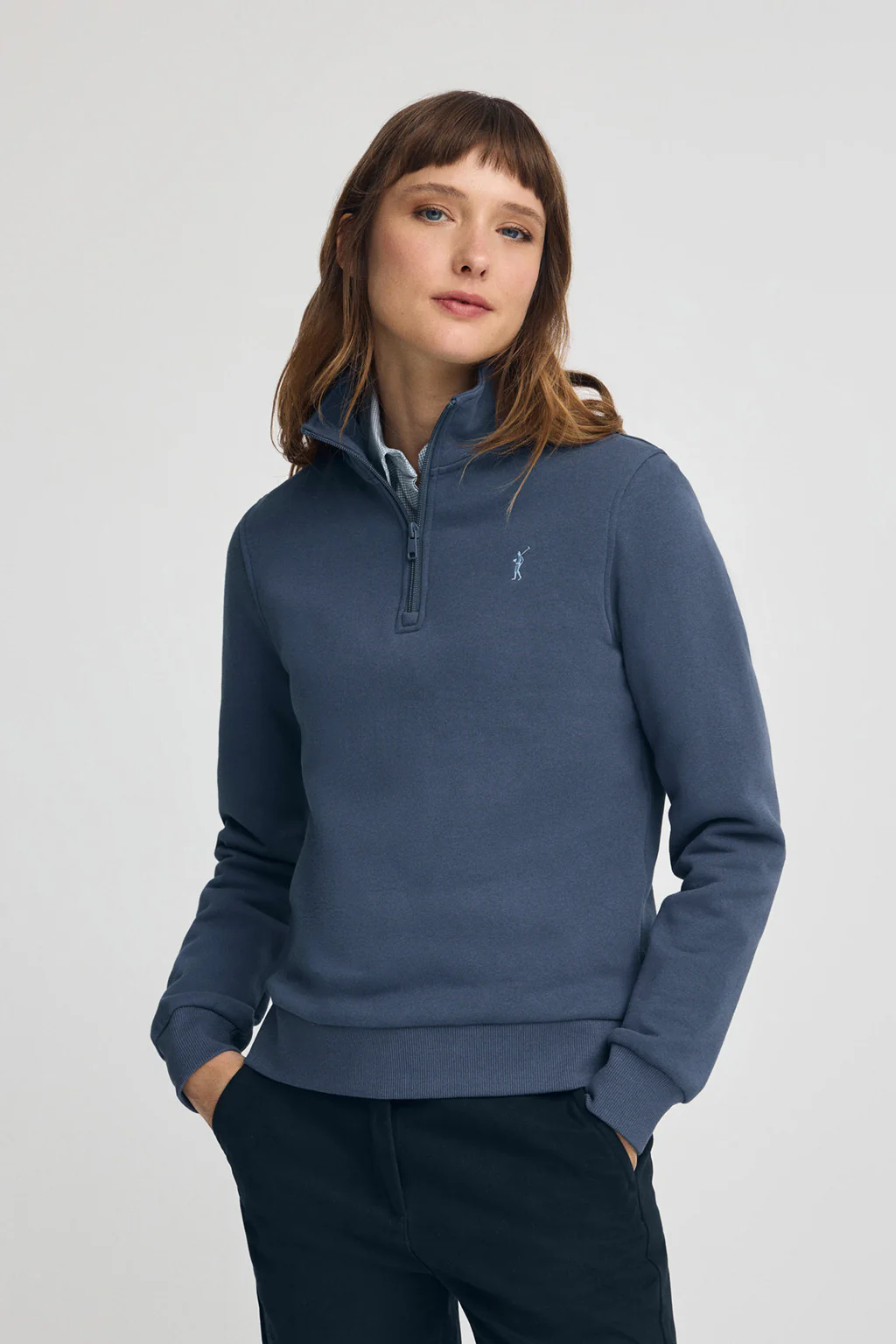 Sudadera azul denim con media cremallera y logo Rigby Go