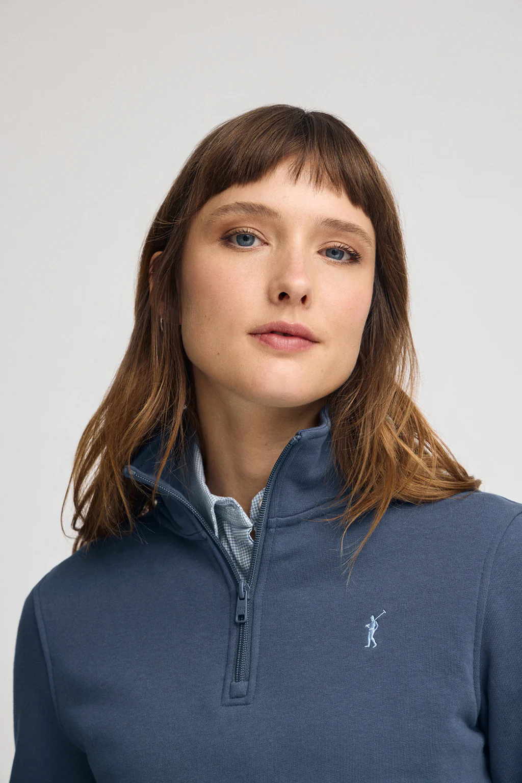 Sudadera azul denim con media cremallera y logo Rigby Go - Image 2