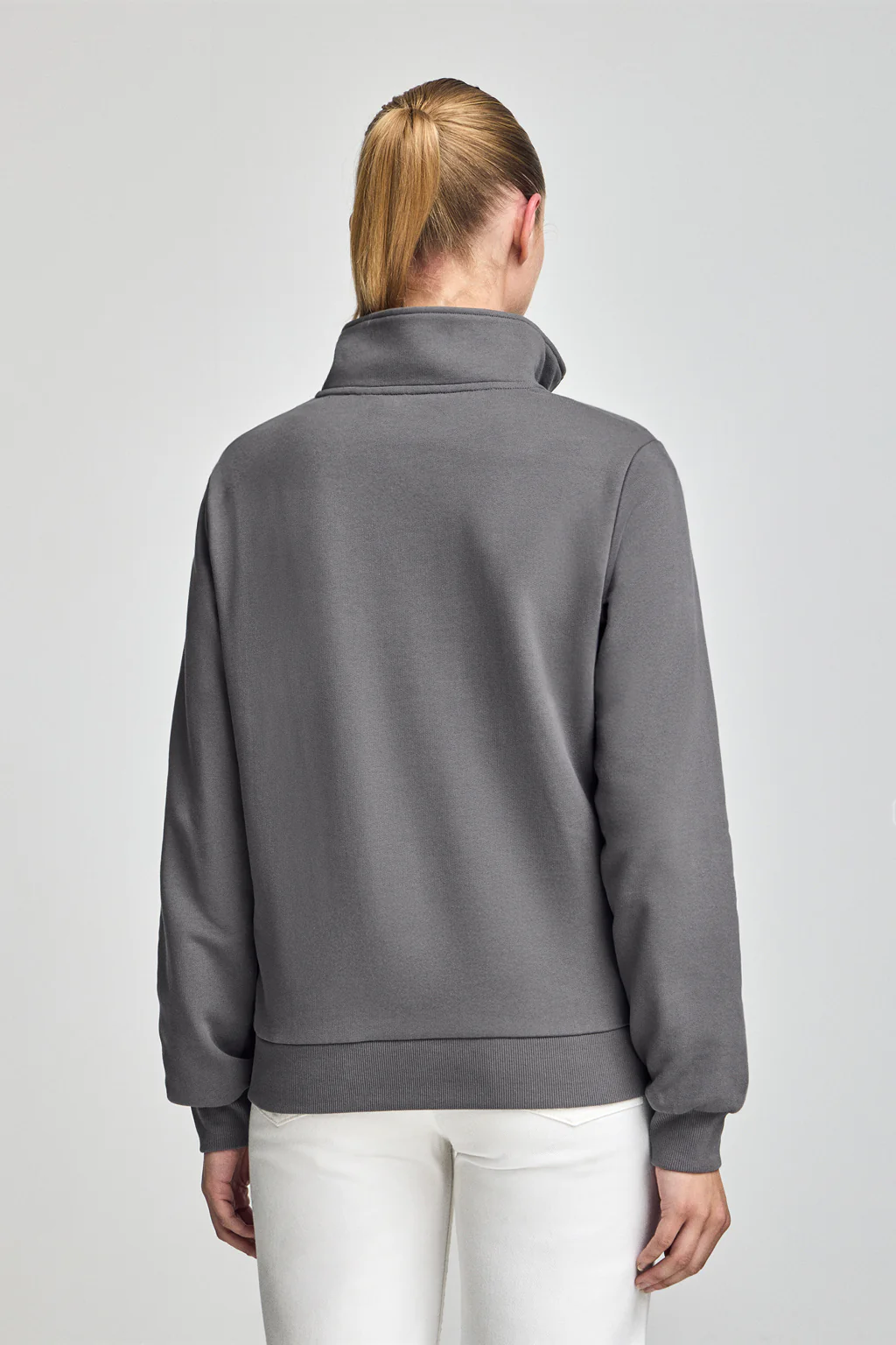 Sudadera gris asfalto de media cremallera y bordado Rigby Go - Image 4