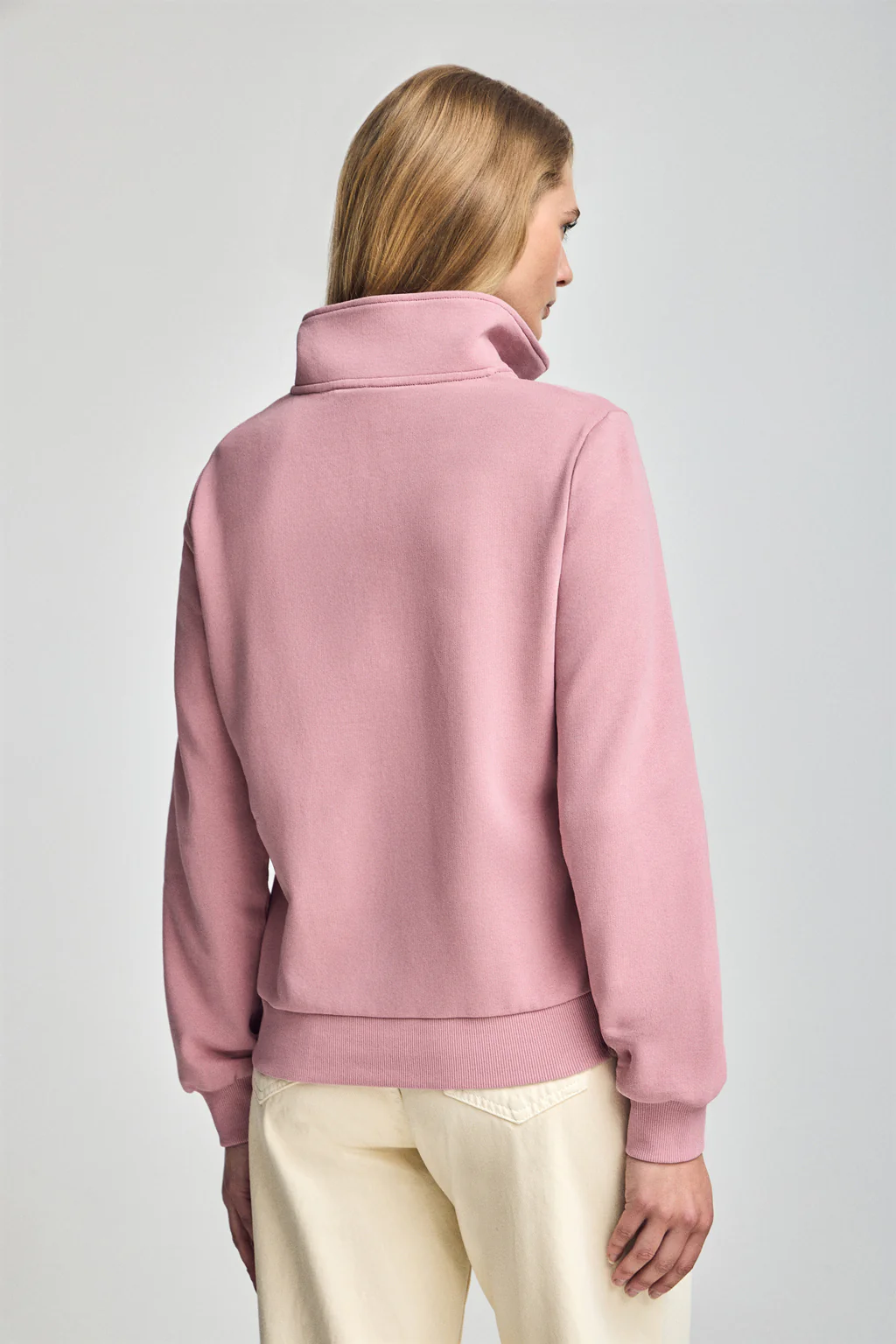 Sudadera rosa empolvado de media cremallera y bordado Rigby Go - Image 4