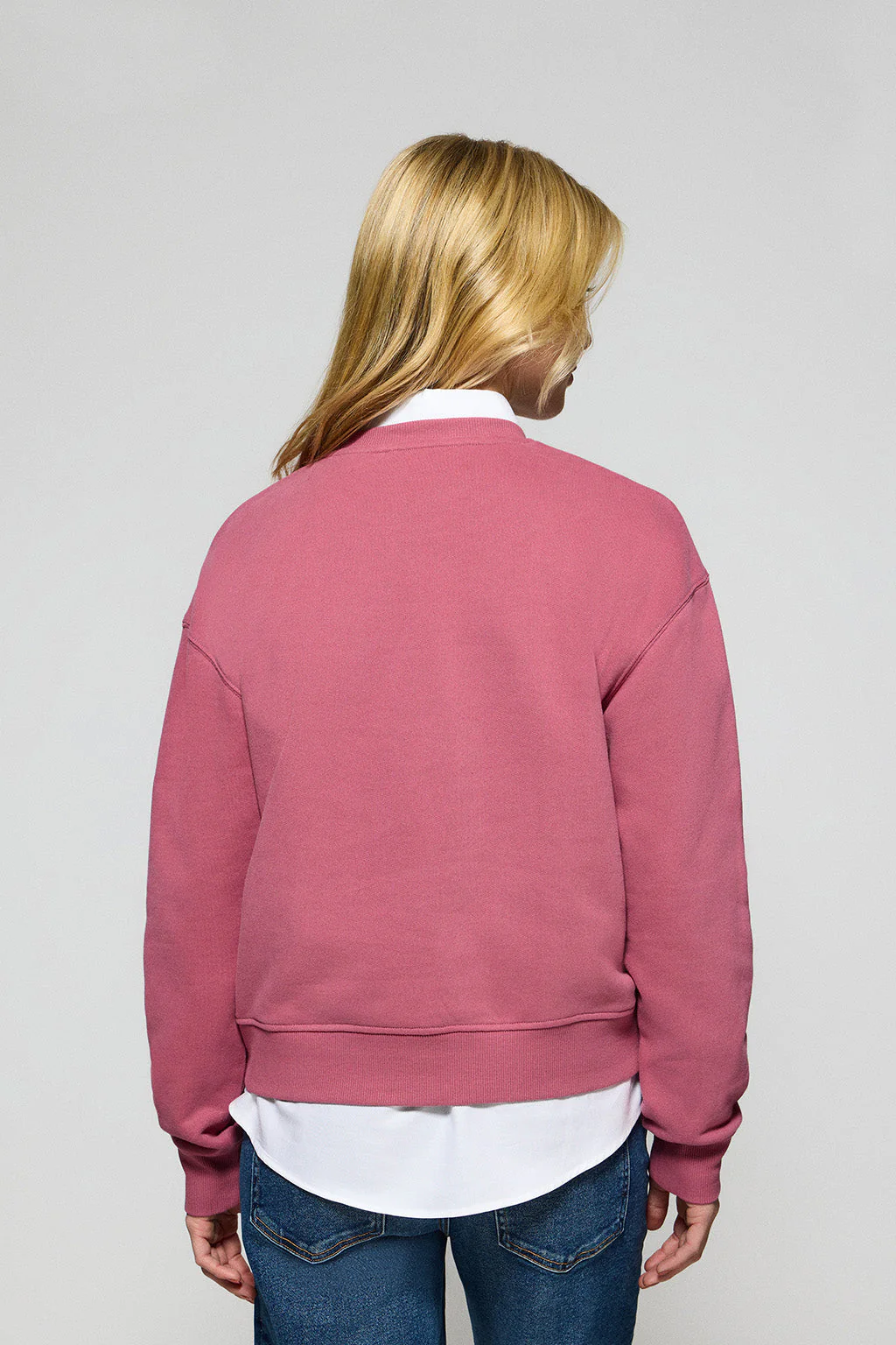 Sudadera de cuello redondo color rosa vino con logo bordado Rigby Go - Image 4