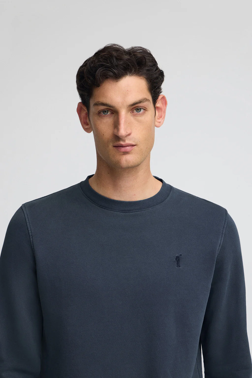 Sudadera azul marino efecto lavado con logo Rigby Go