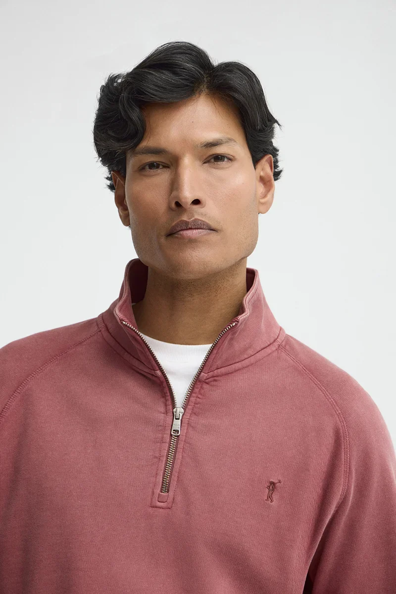 Sudadera rosa vino con cuello cremallera y bordado Rigby Go - Image 2