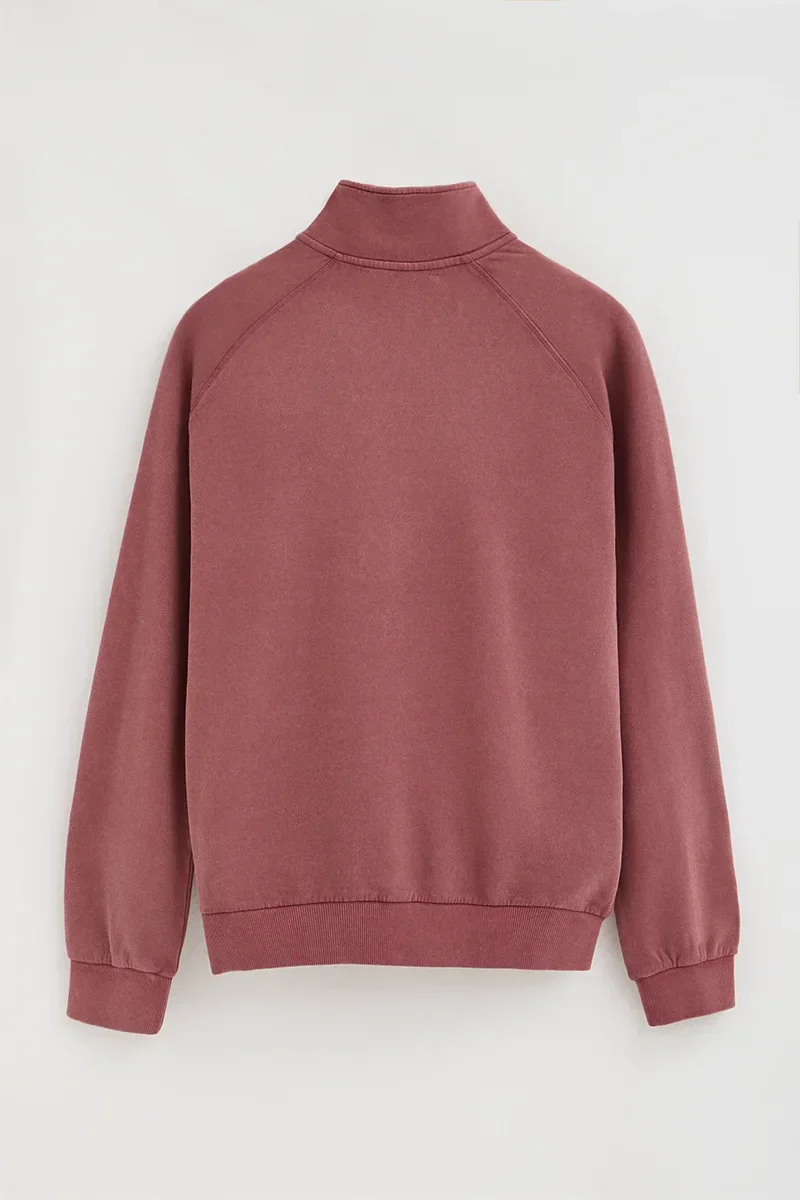 Sudadera rosa vino con cuello cremallera y bordado Rigby Go - Image 7