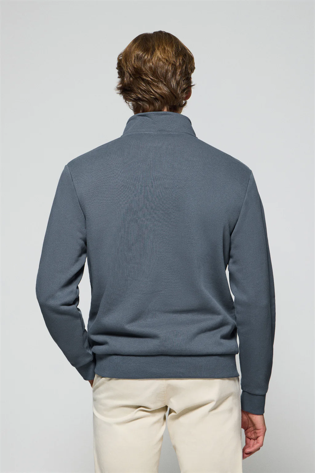 Sudadera de media cremallera azul denim con logo bordado Rigby Go - Image 4