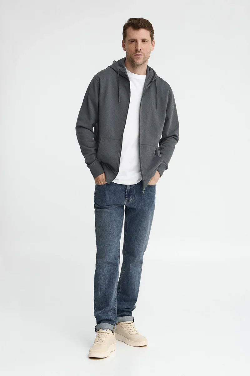 Sudadera gris piedra con capucha y cremallera con logo bordado Rigby Go - Image 3