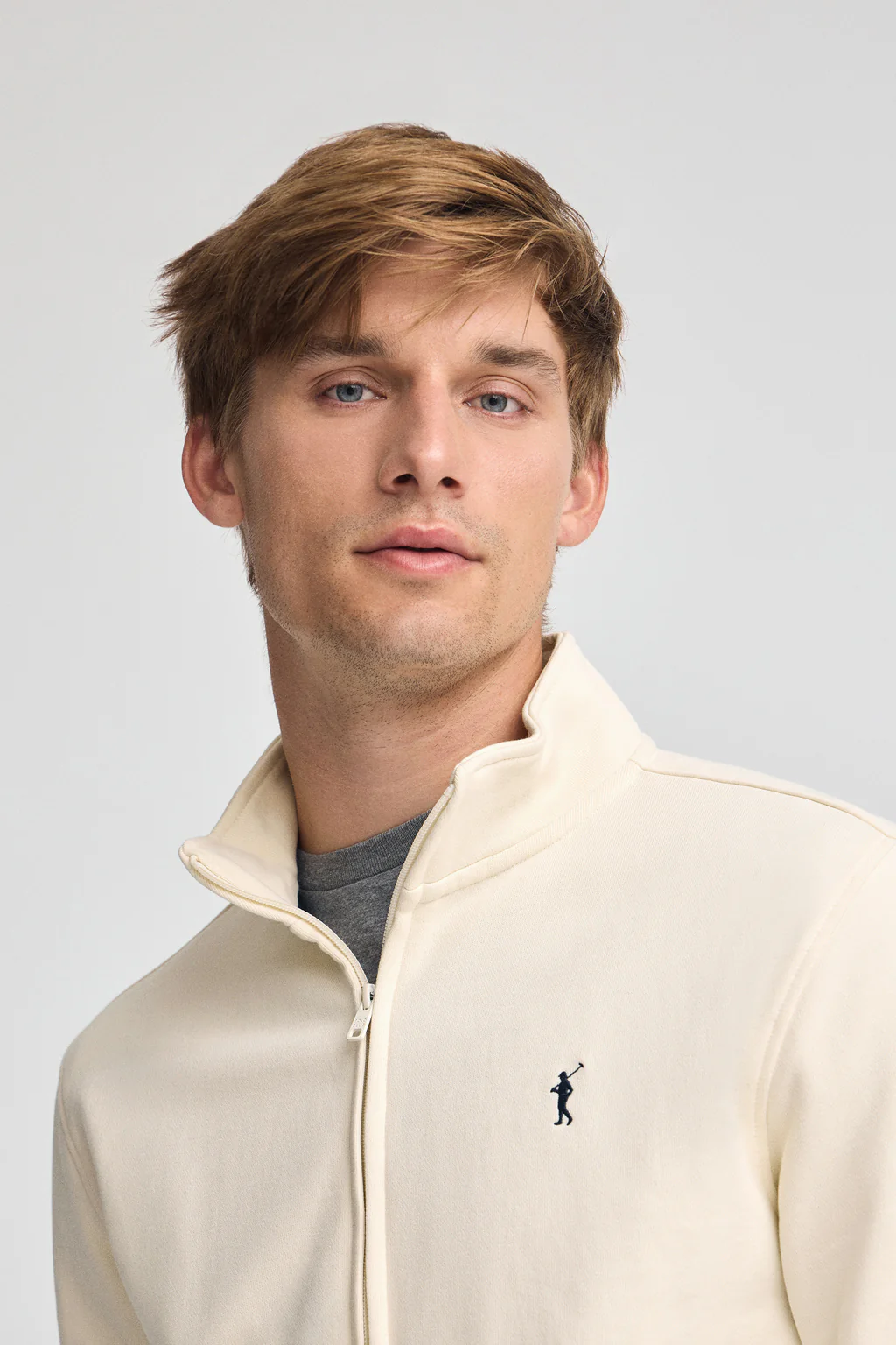 Sudadera color crudo de cuello alto y cremallera con logo Rigby Go - Image 2