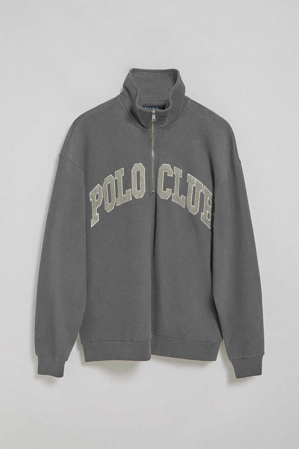 Sudadera gris asfalto Seldon con media cremallera y gráfico Polo Club - Image 10