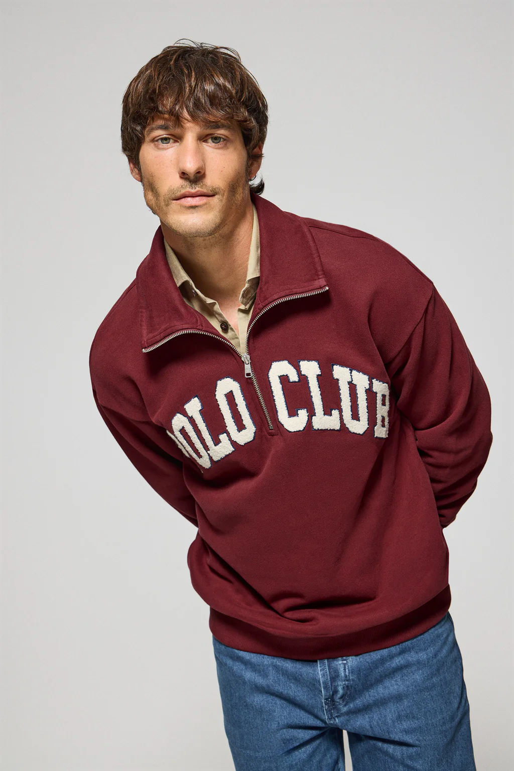 Sudadera granate Seldon con media cremallera y gráfico Polo Club - Image 4