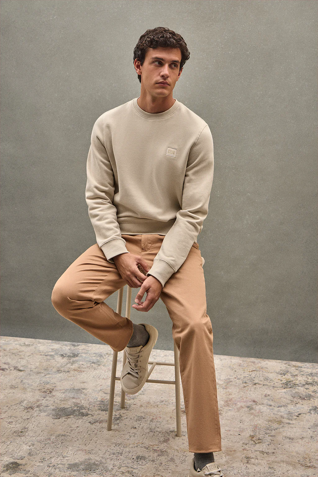 Sudadera beige de corte relajado con logo Polo Club - Image 4