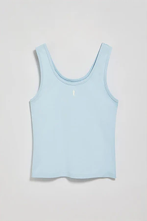 Camiseta azul claro de tirantes con bordado Rigby Go - Image 10