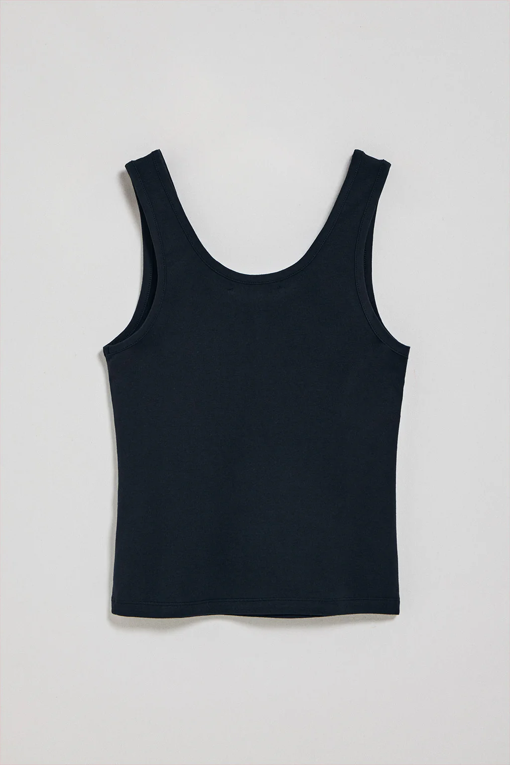 Camiseta azul marino de tirantes con bordado Rigby Go - Image 7