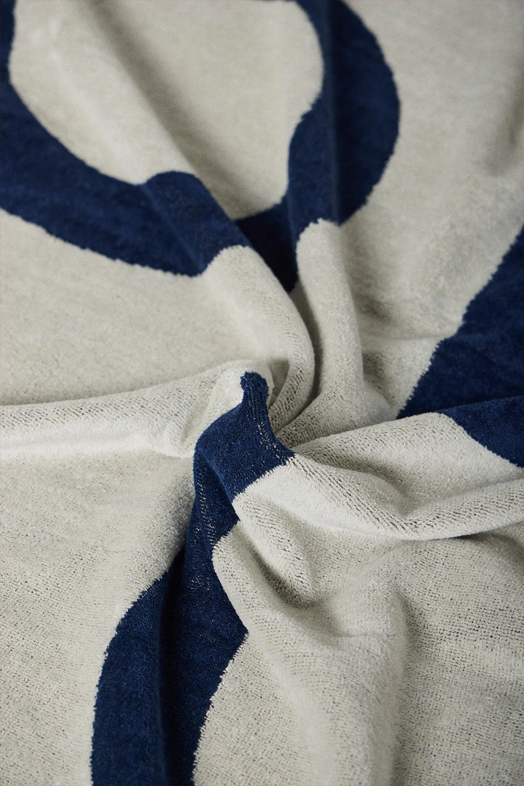 Toalla beige de rizo Antibes con logotipo - Image 3