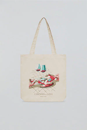 Totebag + Lámina “Trattoria”. Corners of Love” de Polo Club & El Chico Llama - Image 8