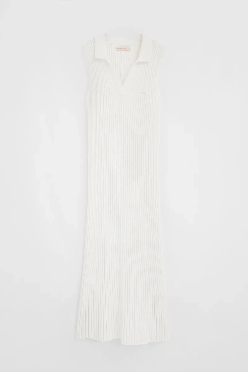Vestido plisado color crudo sin mangas con logo Polo Club - Image 6