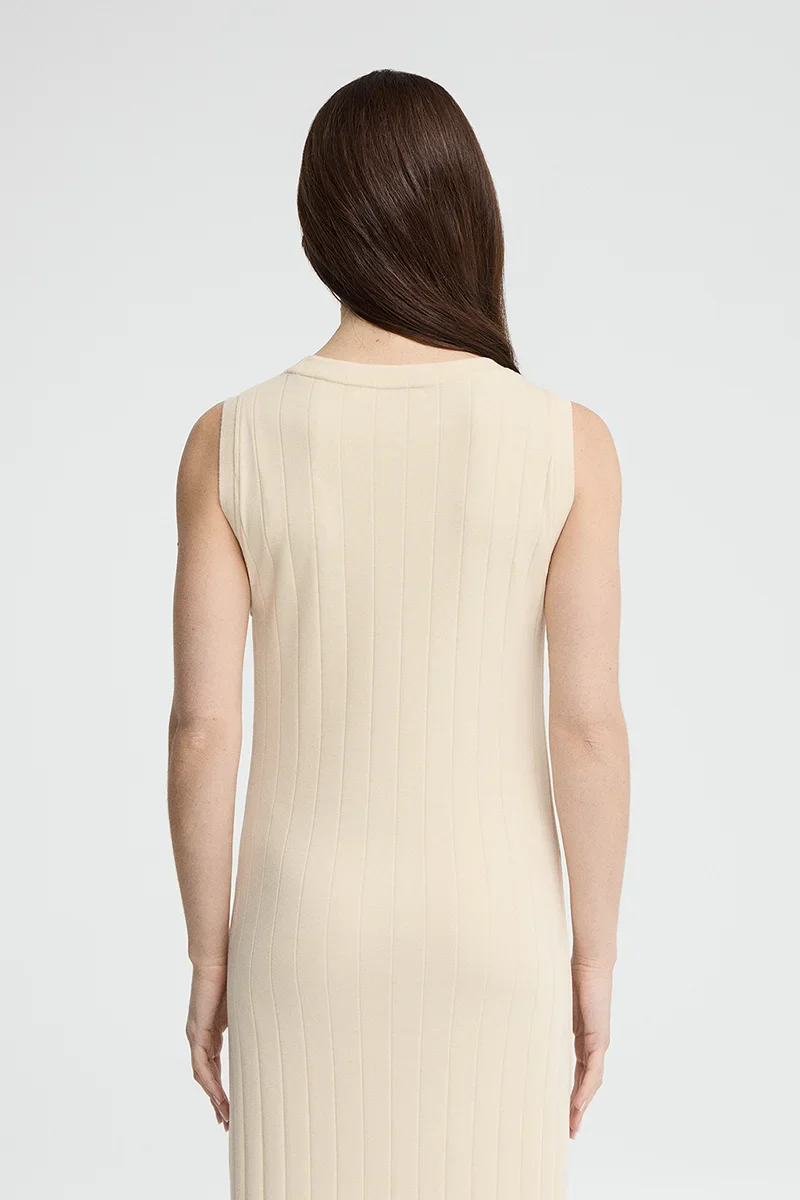 Vestido color crema de canalé sin mangas y logo Polo Club - Image 5