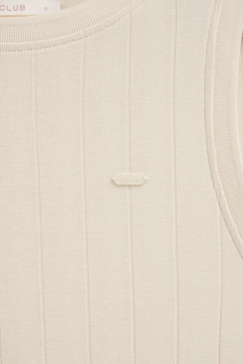 Vestido color crema de canalé sin mangas y logo Polo Club - Image 7