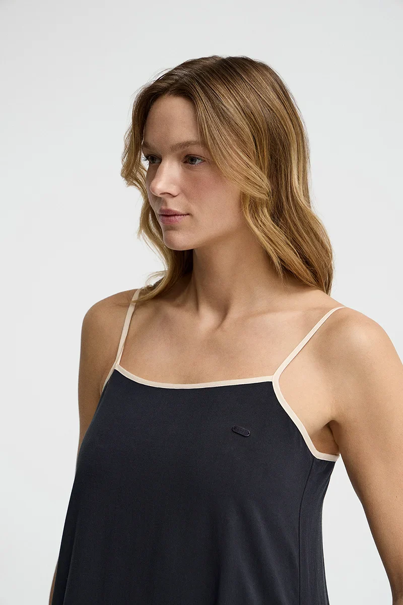 Vestido de tirantes azul marino con corte holgado Polo Club - Image 3