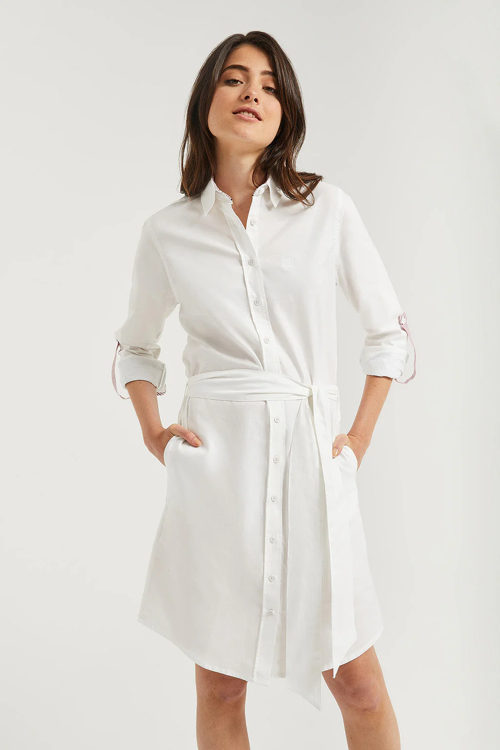 Vestido camisero blanco de manga larga con detalle bordado - Image 2
