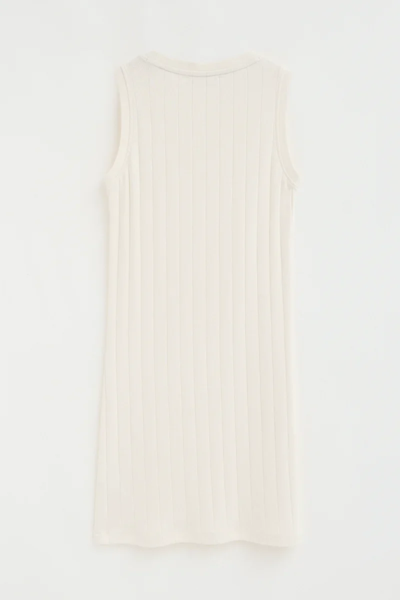 Vestido corto color crudo de canalé con logo Rigby Go - Image 8