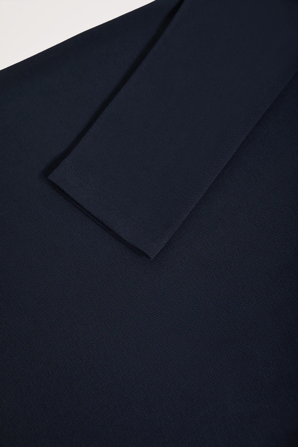 Vestido polero piqué azul marino con bordado Rigby Go - Image 9