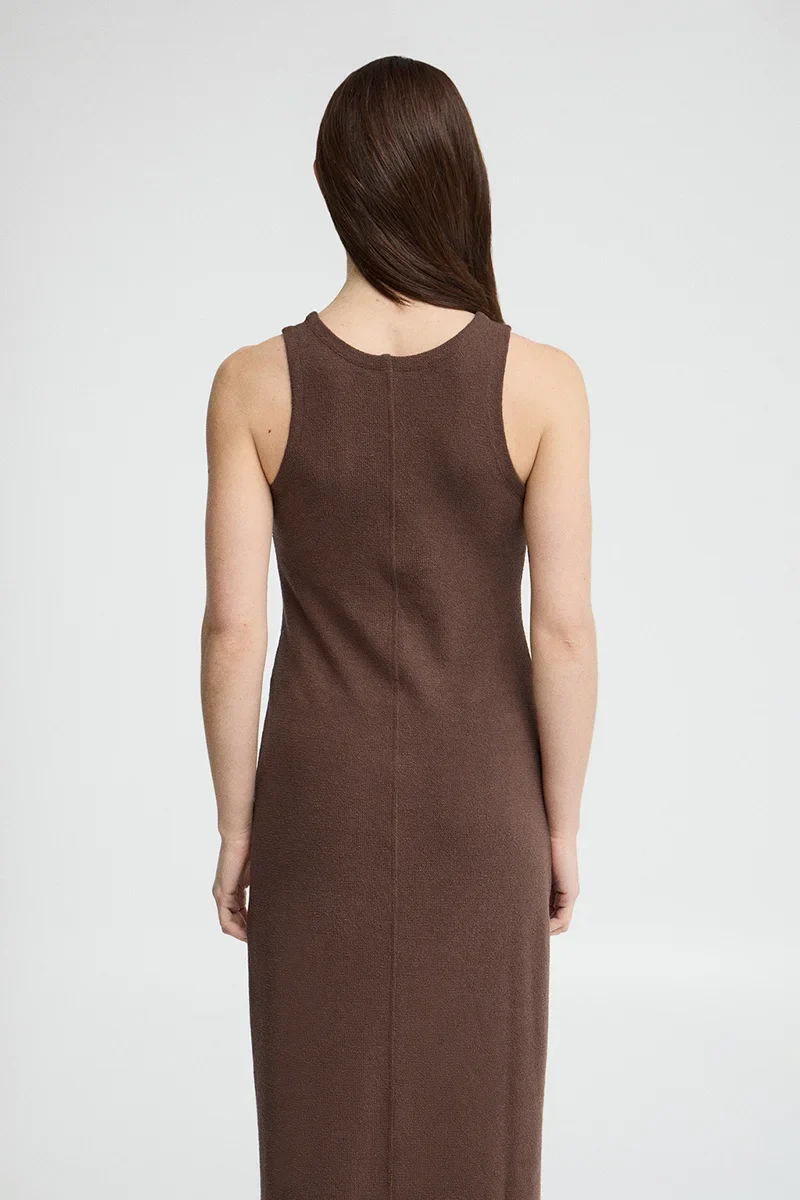 Vestido color chocolate de punto rustico con logo Polo Club - Image 5