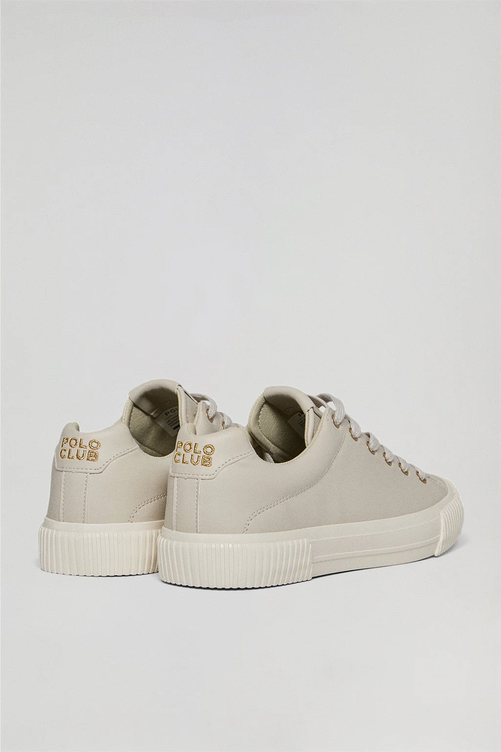 Zapatilla Habana de piel sintética color beige para mujer con detalles Polo Club - Image 4