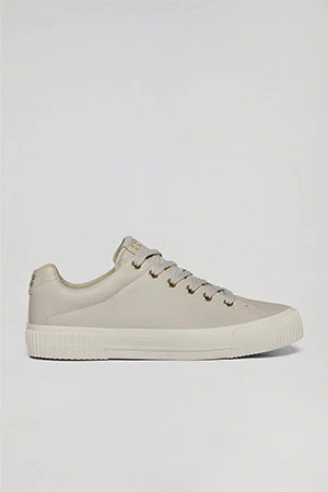 Zapatilla Habana de piel sintética color beige para mujer con detalles Polo Club - Image 6